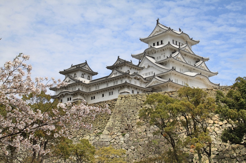 A Visit to Japan’s Most Spectacular Castle, Himeji Free Two Roam