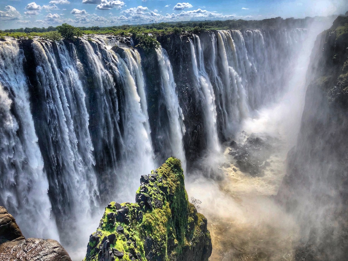 How To Enjoy Victoria Falls From Both Sides Zimbabwe And Zambia How To Enjoy Victoria Falls From Both Sides Zimbabwe And Zambia